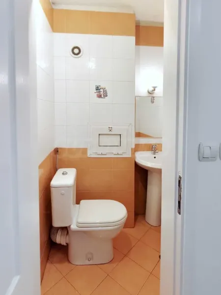 Spacious 5-Bed Mezonet with 5 Terraces - Sofia - Image 5