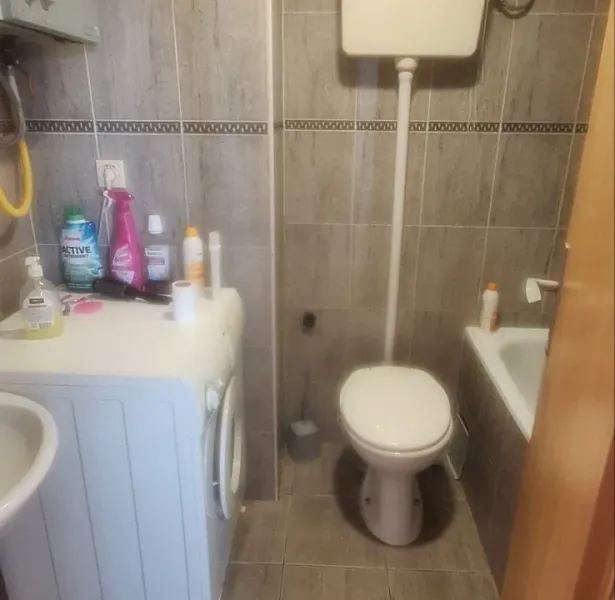 Spacious 2-Bedroom Apartment with Terrace in Belgrade - Mirijevo - Image 3