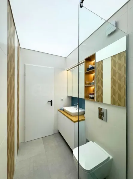 Spacious, Fully Furnished Apartment in Plovdiv's Best Complex - Image 3