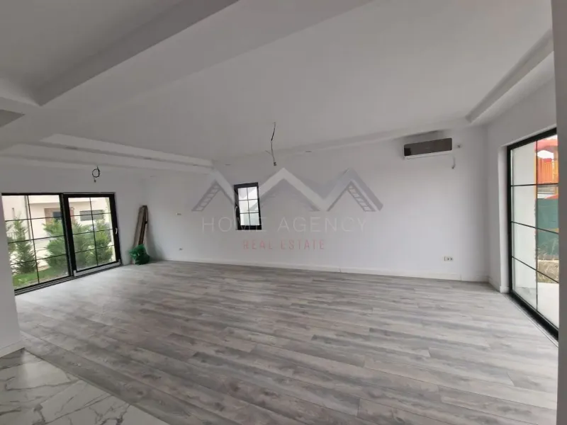 Spacious 3-Bedroom House in Otopeni with Pool & Garden - Image 2