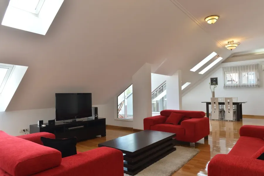 Spacious Modern Penthouse Apartment with Stunning Vračar Views - Image 1