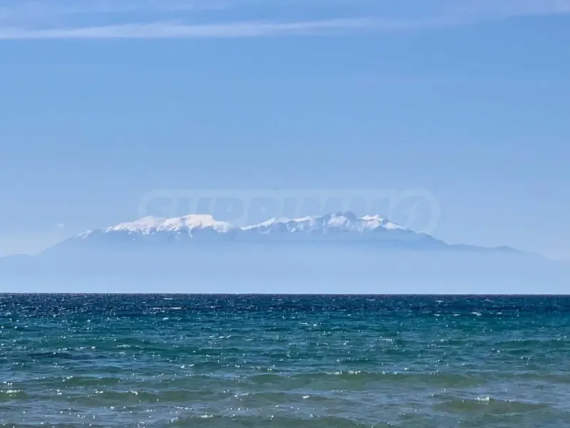 Luxury Coastal Home with Pool - 5 Bedrooms, Stunning Sea Views - Image 5