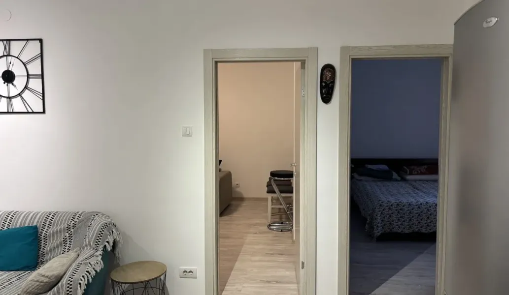 Spacious 3-Bedroom House for Rent on Banovo Brdo, Belgrade - Image 3