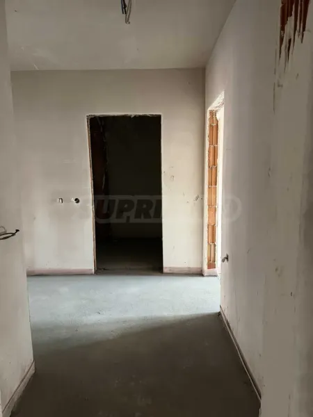 Luxurious 2-Bedroom Apartment in Plovdiv Center - Image 3