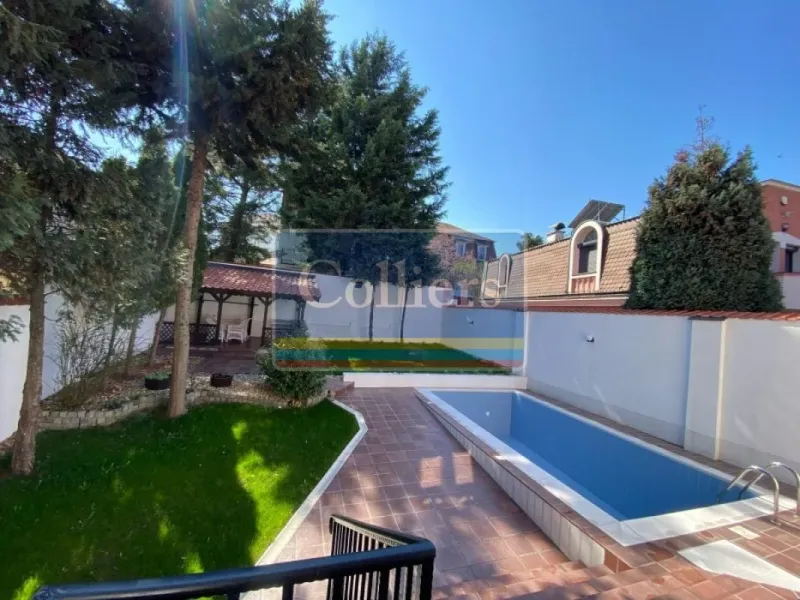 Spacious Belgrade House with Pool, Sauna & Garage for Rent - Image 3