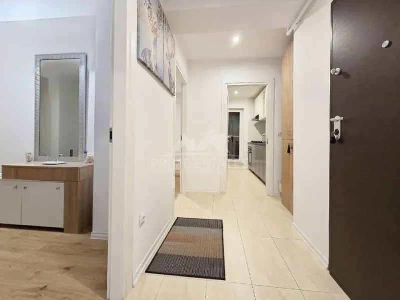 Stylish 2-Bedroom Apartment with Parking in Cosmopolis Residential Area - Image 4