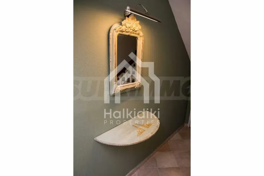 Spacious Seven-Bedroom Villa in Stunning Kallithea, Halkidiki, Greece - Image 2