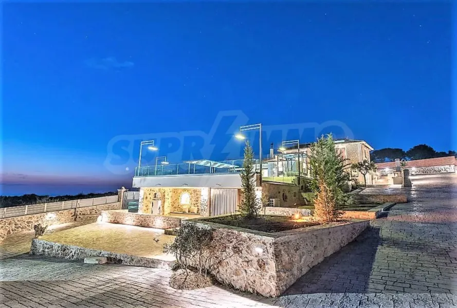 Zante Island Greek Villa: Luxurious 4-Bed Fully Furnished Residence - Image 2