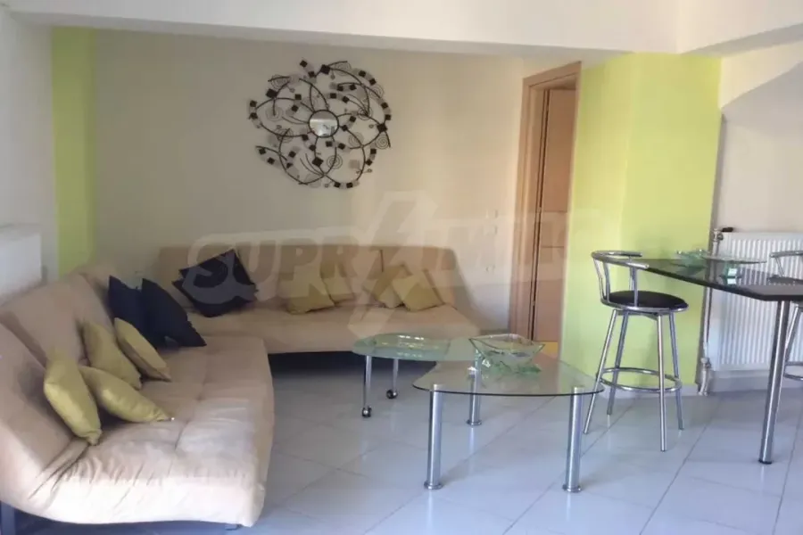 Spacious House in Kallithea with Stunning Sea Views & Amenities - Image 4