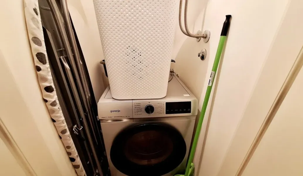 Spacious 2-Bedroom Apartment with Garage in Belgrade's BW Metropolitan - Image 3