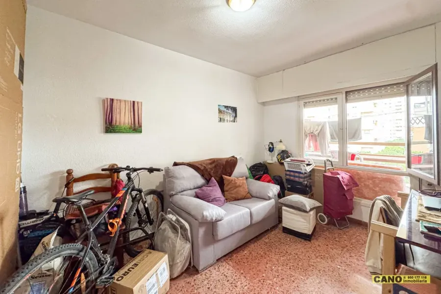 Spacious 2-Bedroom Apartment with Terrace in Aguadulce, Spain - Image 4