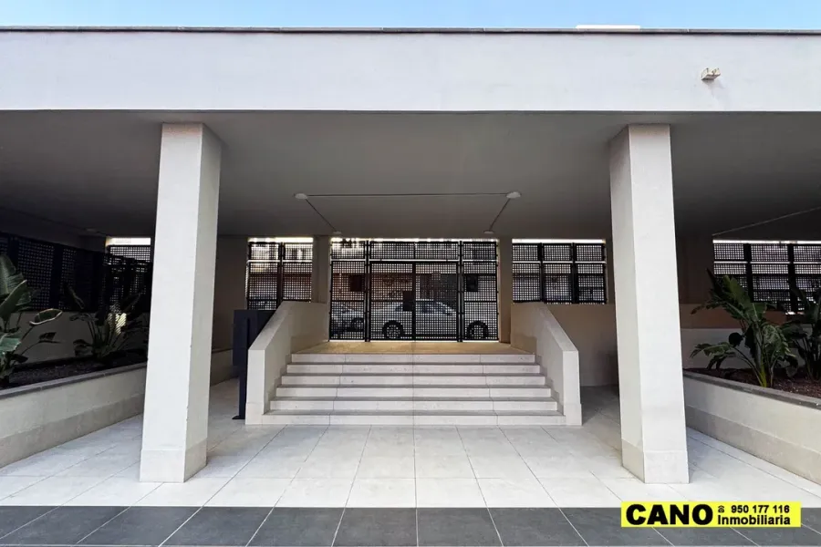 Modern 2-Bedroom Apartment with Terrace in Almería, Spain - Image 3