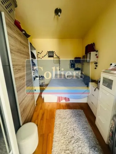 Spacious 5-Bedroom Apartment with Large Terrace in Belgrade's Center - Image 1