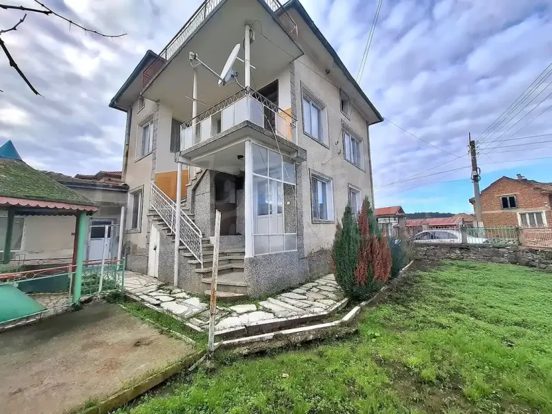 Spacious Two-Story House with Garden in Ustrem Village, Bulgaria - Image 1