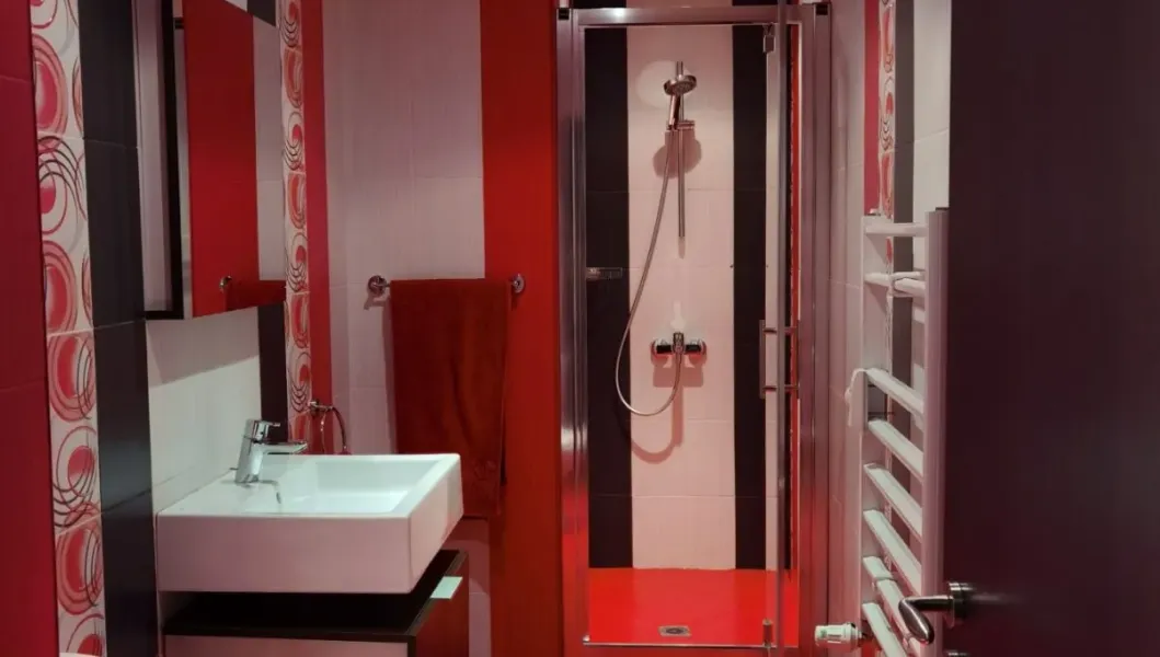 Spacious, Sunny 2-Bedroom Apartment for Rent in Sofia's Красно село - Image 3