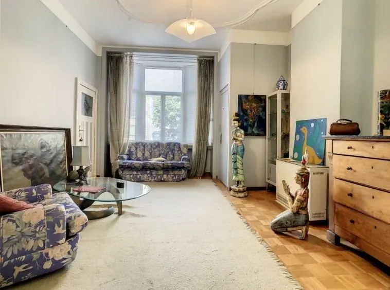 Magnificent 6-Bedroom House on Avenue Coghen, Brussels, Belgium - Image 2