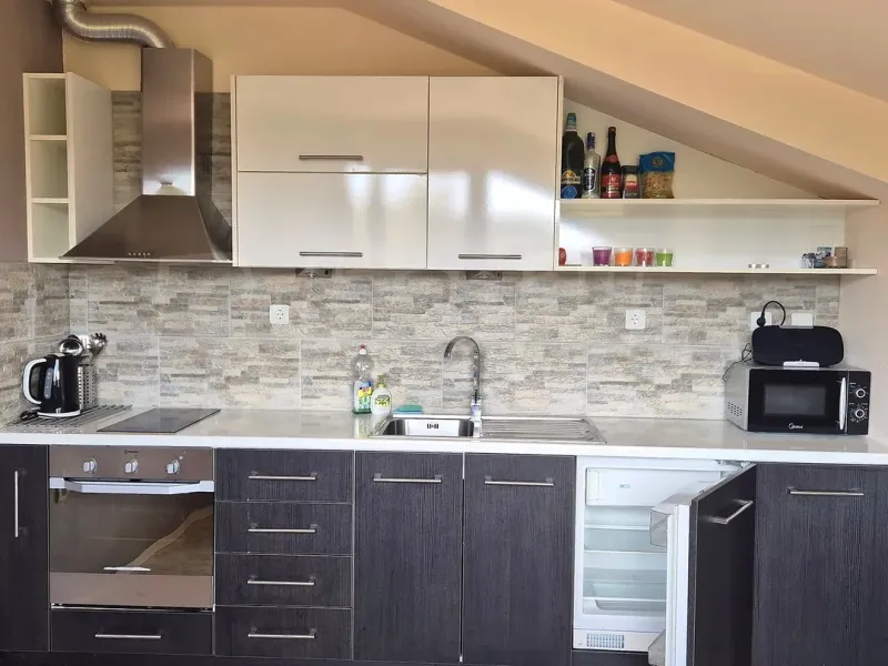Fully Furnished Panorama Apartment with Stunning Rhodope Mountain Views - Image 1