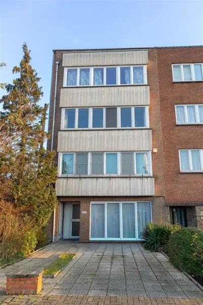 Spacious Turnkey 2-Bedroom Apartment in Drogenbos, Belgium - €280,000 - Image 5