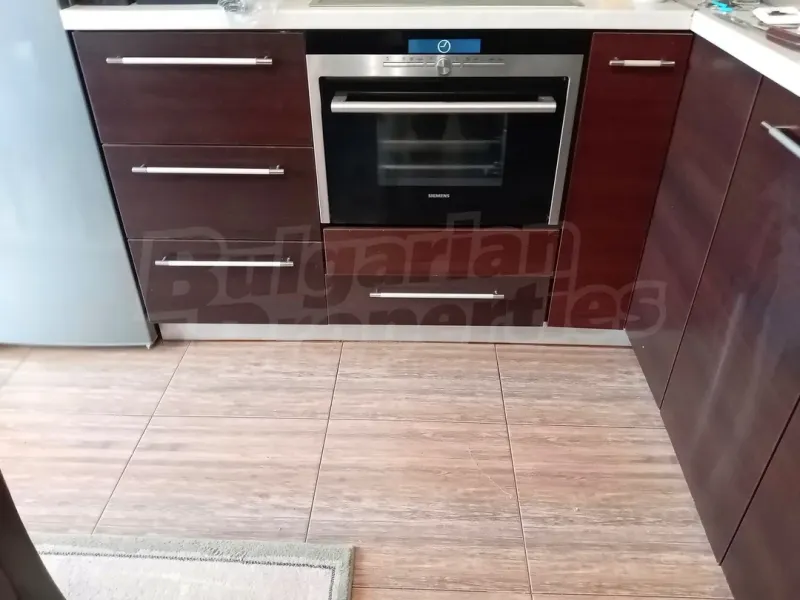 Spacious, Fully Furnished Apartment Near Medical University in Varna - Image 2