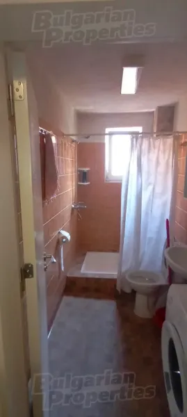 Spacious, Fully Furnished One-Bedroom Apartment in Plovdiv's Marasha - Image 3