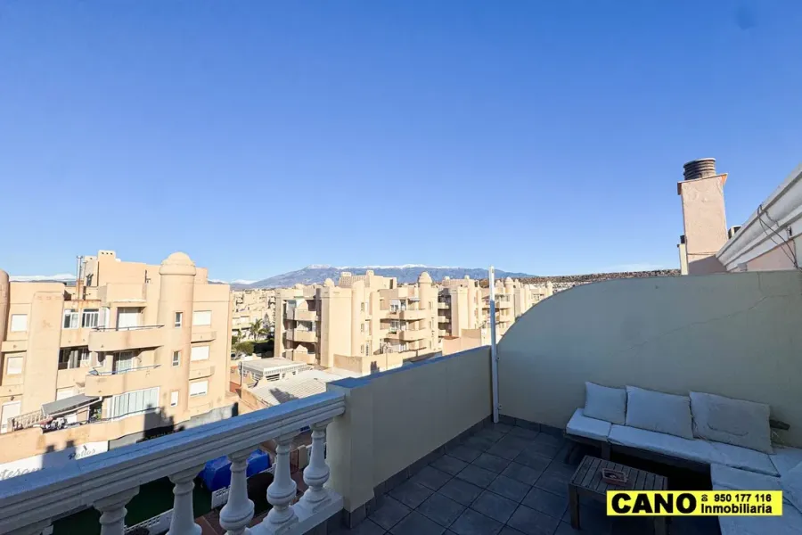 Spacious Duplex Apartment with Sea Views in Almerimar, Spain - Image 5