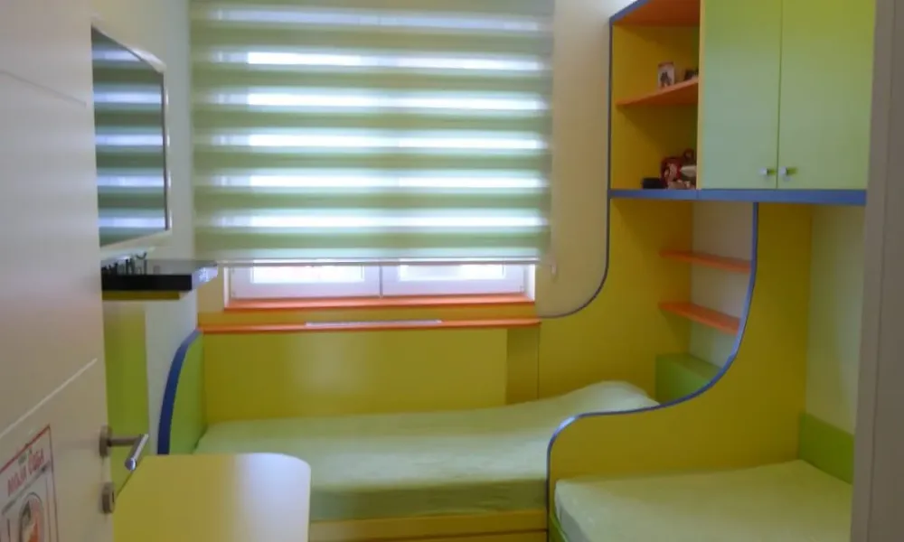 Spacious, Fully Furnished 3-Bedroom Apartment with Garage in Belgrade - Image 1