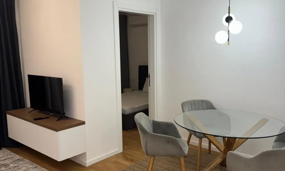 Fully furnished 2-bedroom apartment with garage in Belgrade, RS. - Image 2