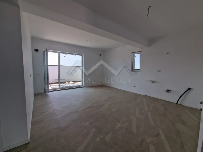 Spacious 3-Bedroom House in Otopeni, Modern Design, 90m2 - Image 5
