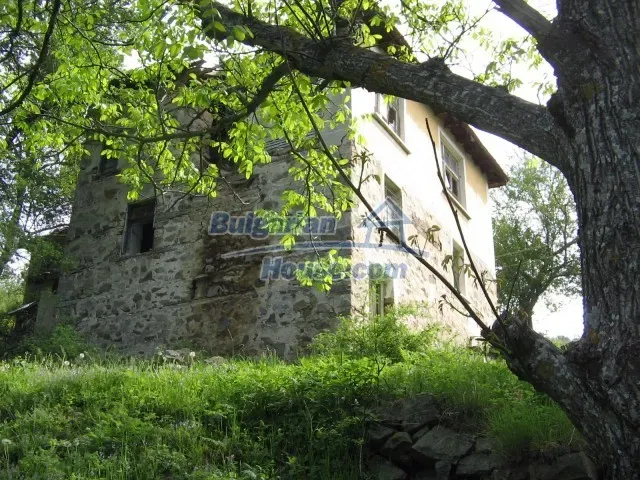 Spacious Three-Story House with Mountain Views Near Pamporovo - Image 5