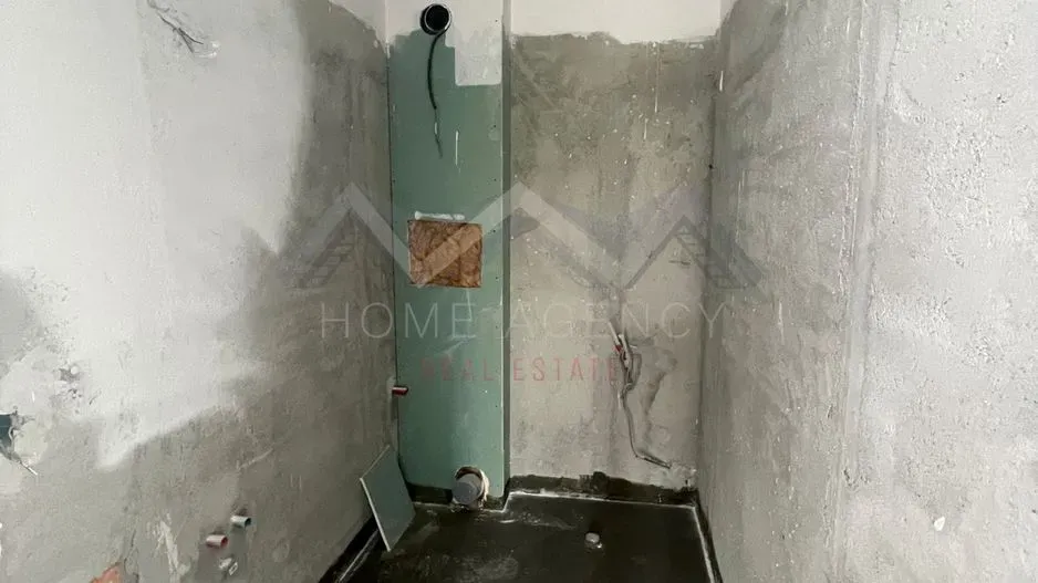 Spacious 2-Bedroom Apartment in Central Otopeni, New! - Image 2