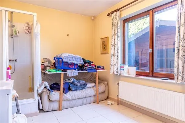 Charming Single-Storey Villa in Waterloo with No Overlooking Neighbors - Image 5