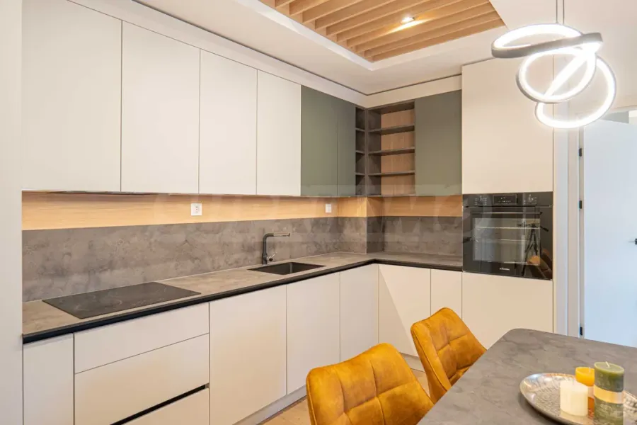 Luxurious 3-Bedroom Apartment in Sofia, RUHouse 2 - Image 4