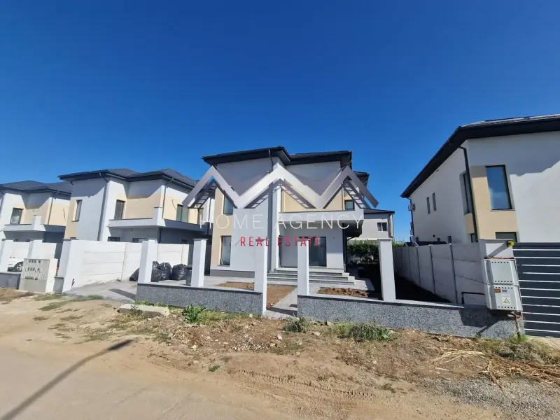 Spacious Family Home in Otopeni with Garden & Garage - Image 3