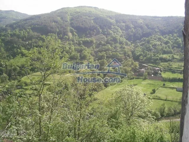 Spacious Rural House with Stunning Mountain Views - Image 5