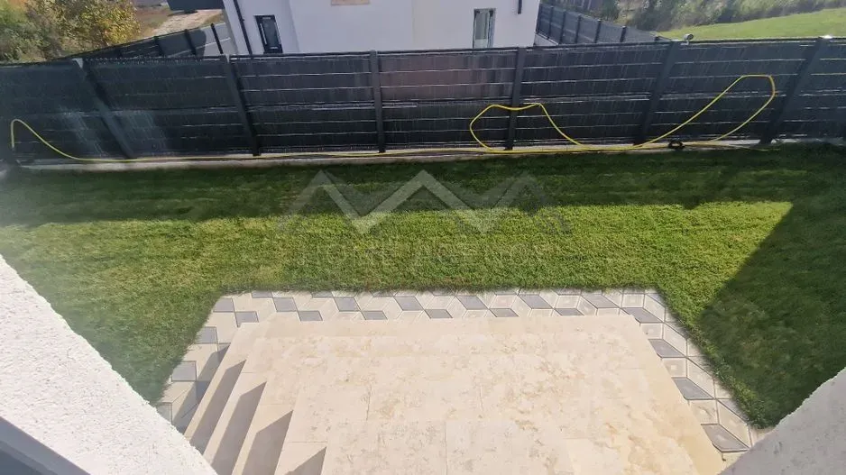 Modern Family House Near Lake Corbeanca – 2025 - Image 3