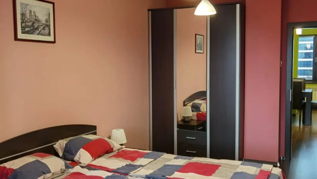 Spacious, Sunny 2-Bedroom Apartment for Rent in Sofia's Красно село - Image 2
