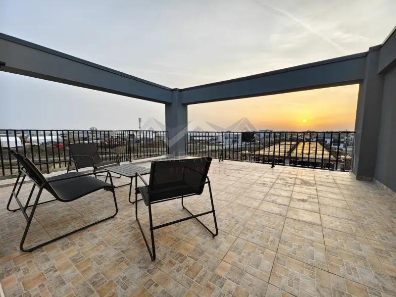 Spacious 3-Bedroom Apartment with Terrace - Otopeni, Romania - Image 1