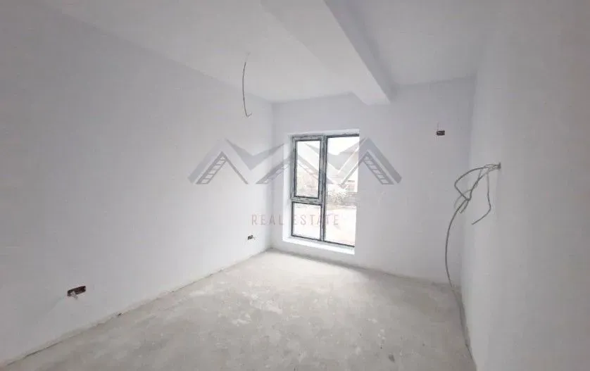 Spacious House in Otopeni with Modern Comfort and Style - Image 5