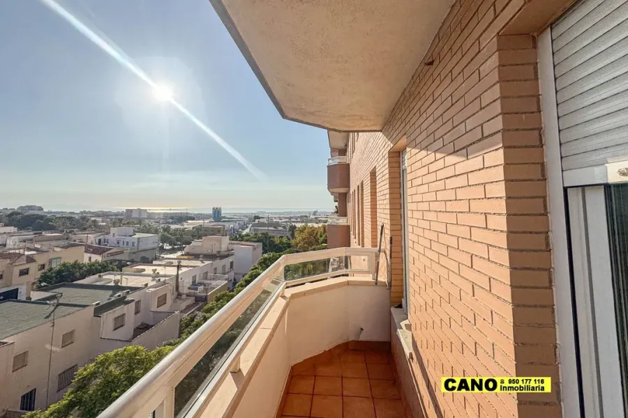 Spacious 3-Bedroom Apartment with Sea & Mountain Views in Vícar - Image 2