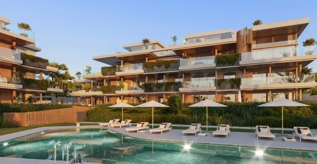 Luxury 3-Bedroom Apartment in Estepona, Spain - Image 2