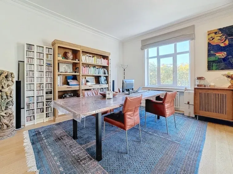 Spacious Brussels Apartment with Terrace – Place Stephanie - Image 2