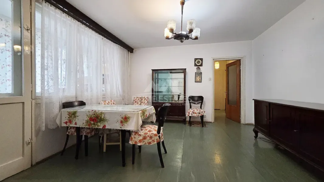 Spacious 3-Bedroom Apartment in Bucharest – Close to Obor Square - Image 1