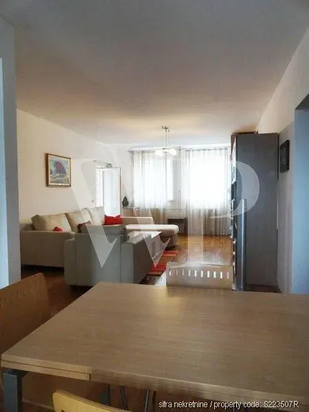 Spacious 2-Bedroom Apartment with Garage Near Arena in Belgrade - Image 2
