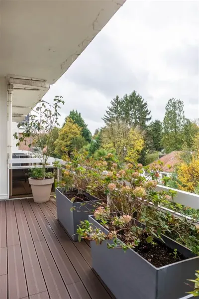 Spacious Duplex with Terraces, Fireplace & Prime Ukkel Location - Image 1