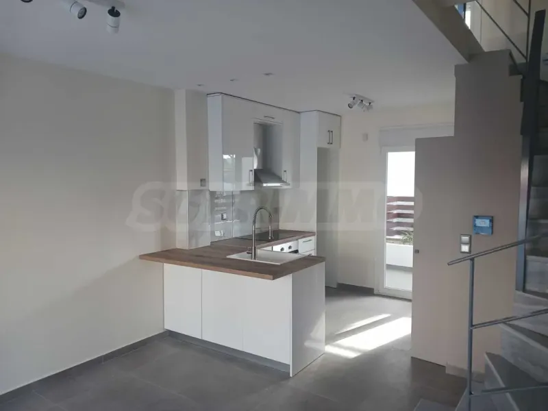 Charming Kallithea House with Pool – 3 Bedrooms, 3 Bathrooms - Image 3