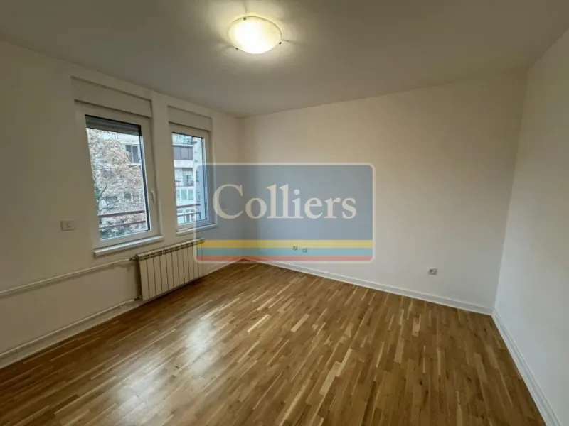 Spacious Apartment Near Kalemegdan Fortress - Belgrade - Image 5