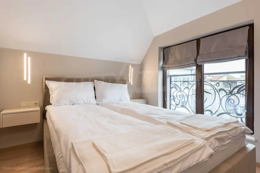 Stylish 3-Bedroom PENTHOUSE Rental in Varna City Center, Bulgaria - Image 2
