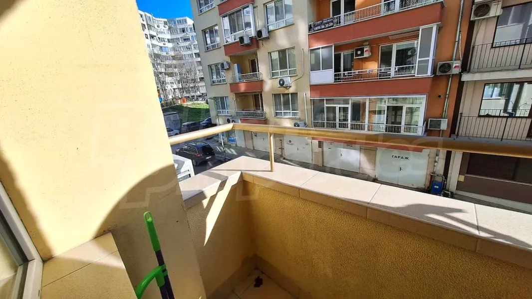 Fully Furnished 1-Bedroom Apartment in Varna's Levski 1 District - Image 1