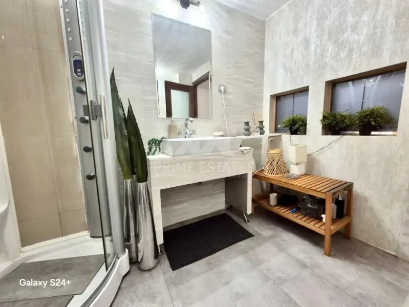 Spacious 3-Bedroom Apartment in Bucharest's Herastrau District - Image 2