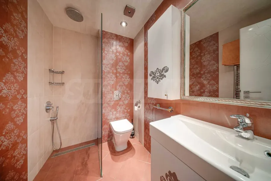 Spacious Fully Furnished Apartment Near US Embassy - Sofia - Image 4